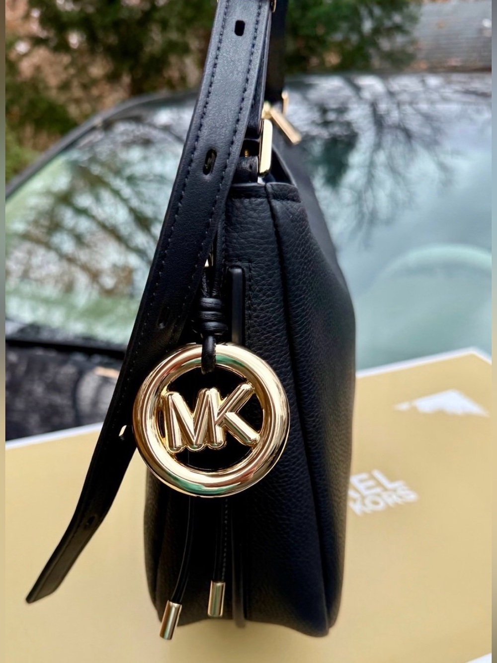 Michael Kors Black Pebbled Leather Nolita - Picture 3 of 14